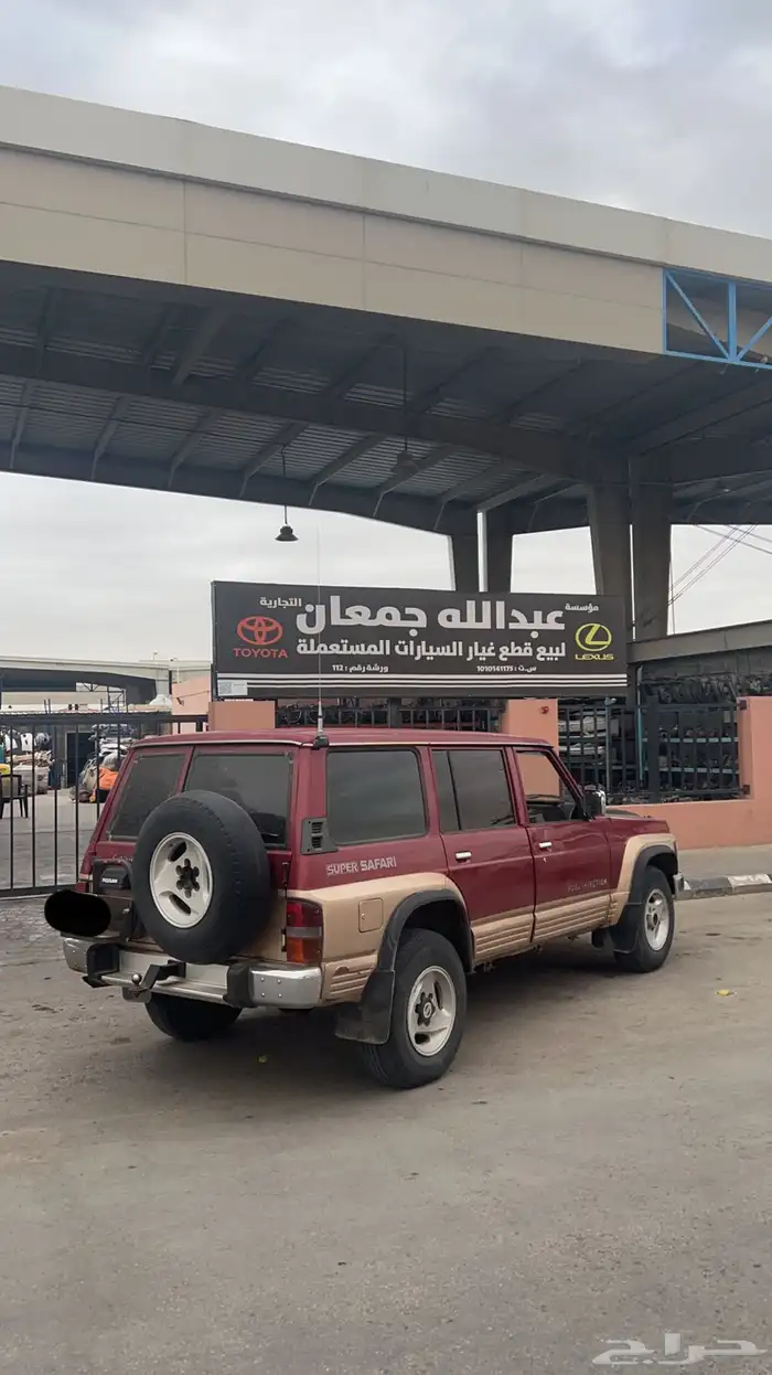 نيسان عليه مكينة لكزز  400 1