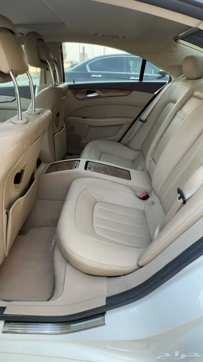 مرسيدس CLS 9