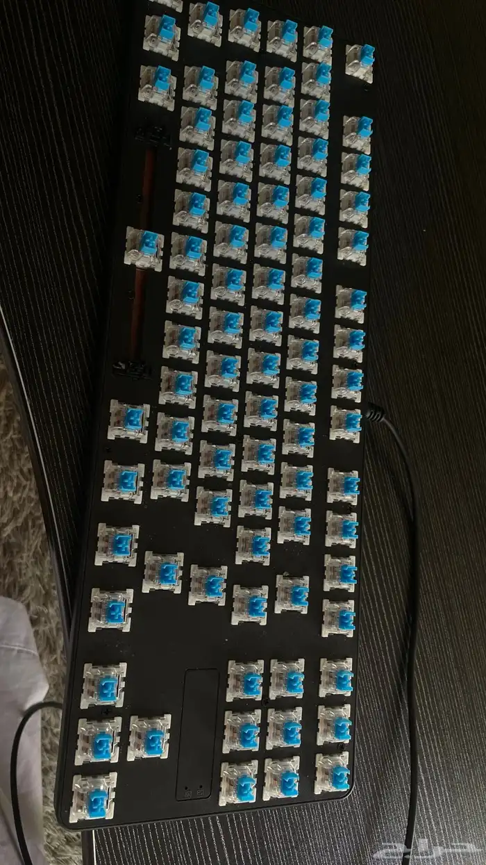 كيبورد اسود اسوتش 1