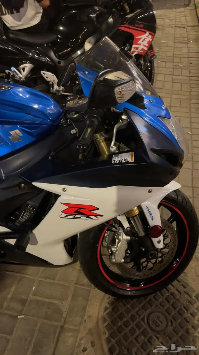 ريس750 سزوكي 5