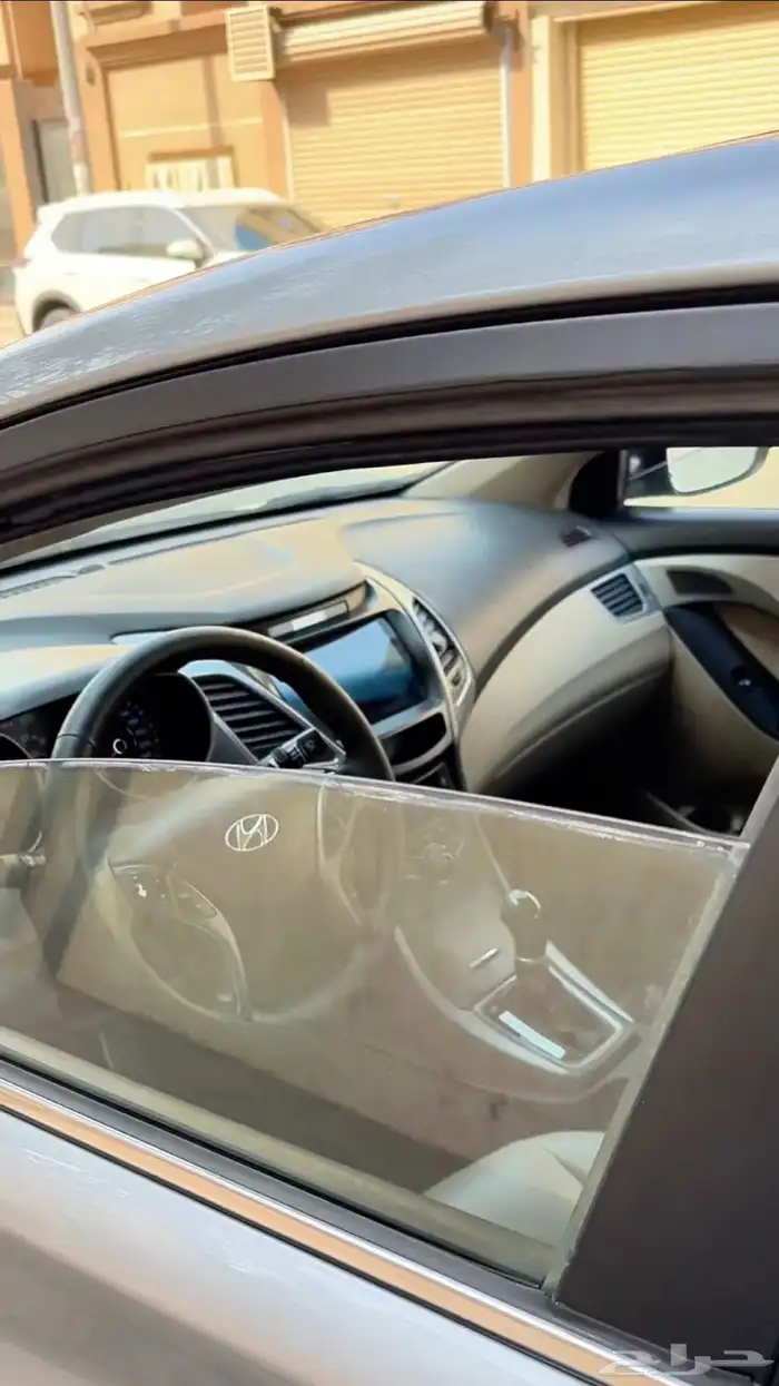 النترا 2015 فل كامل GLS نظيفة للبيع 1