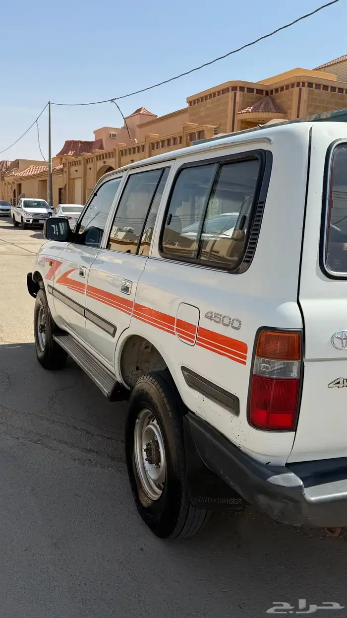 جيب صالون 1995 نظيف 3