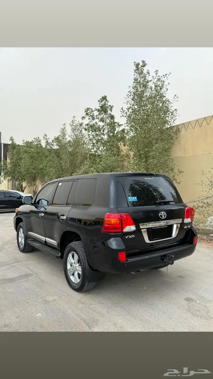 لاندكروزر 5.7 فل كامل 4