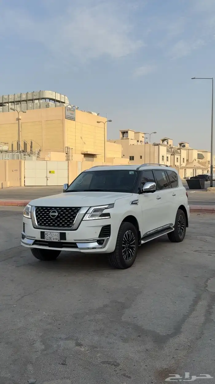 للبيع نيسان باترول بلاتينيوم 2024 0