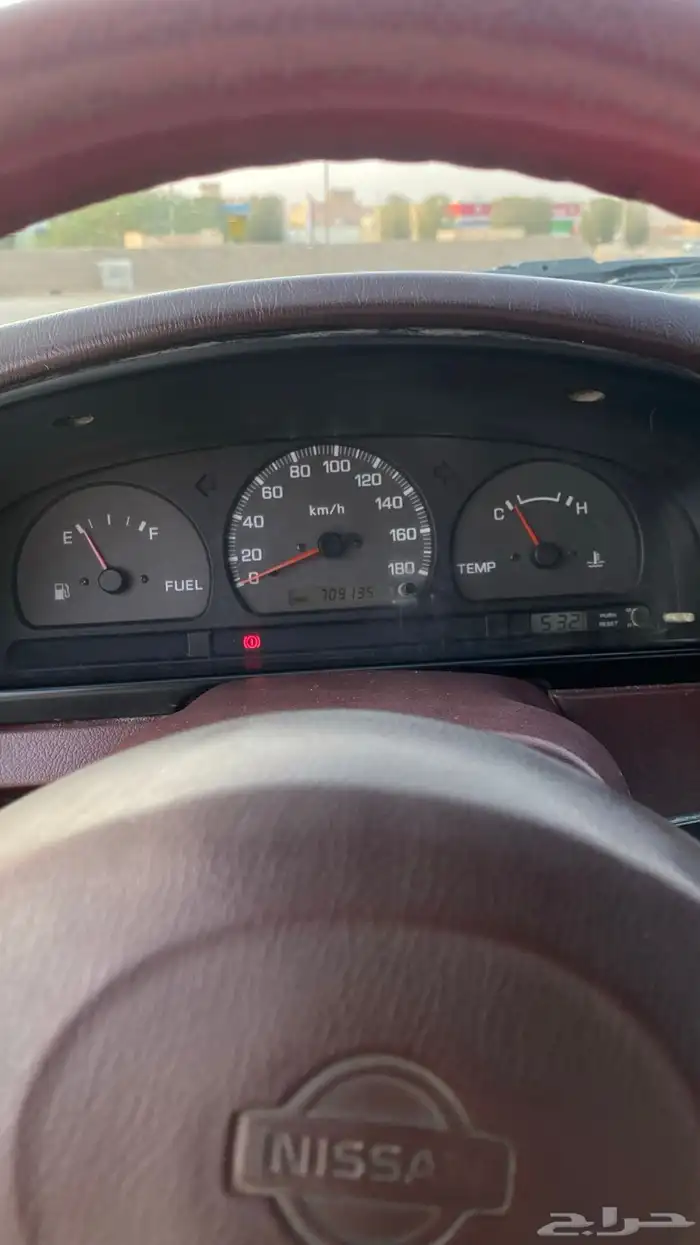 دتسن 1999 ثاني مالك 8