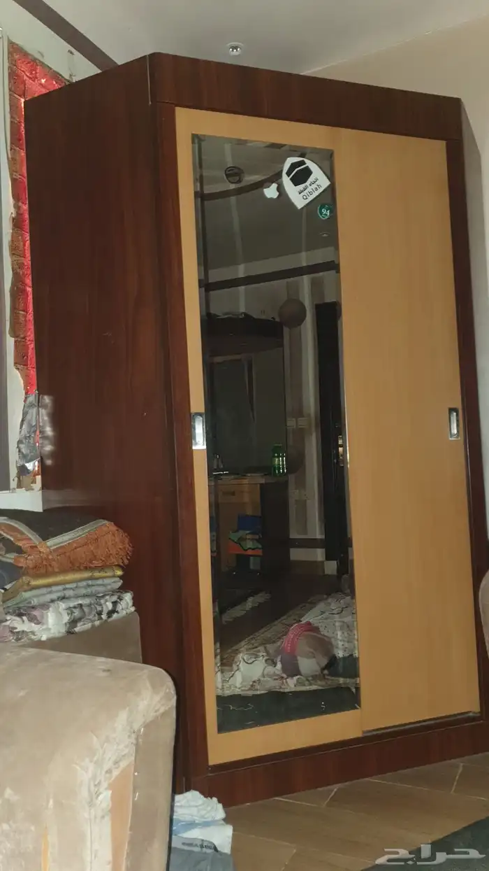 اثاث ثلاجه وطاولات ودواليب وكراسي وغساله وفرن واشياء أخرى 26