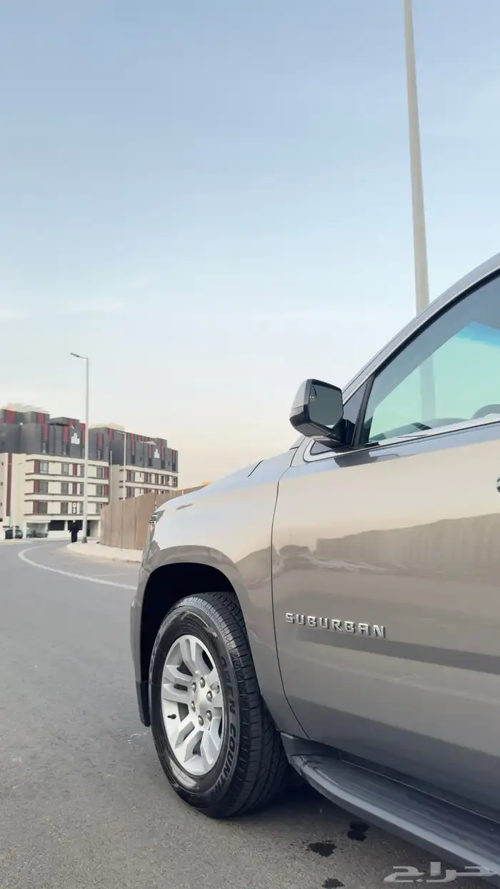 شيفرولية سوبربان 2019 مخزن 8