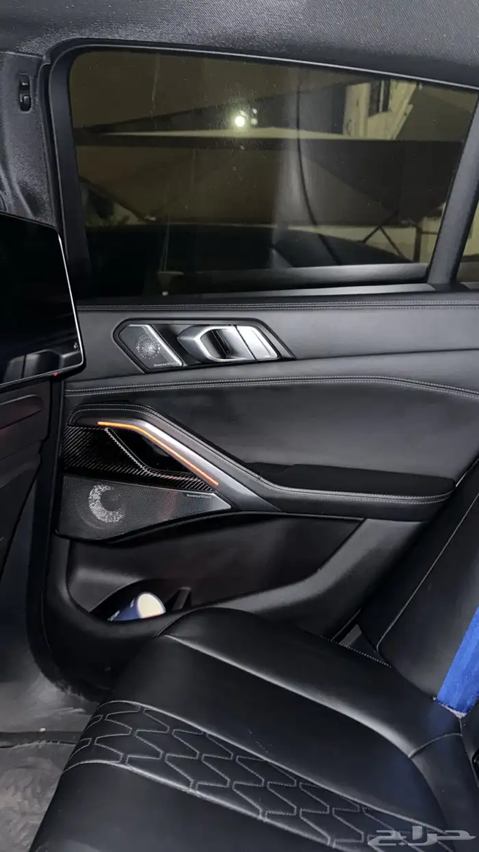 بي ام دبليو X6 مميز فئة M50i موديل 2020 12
