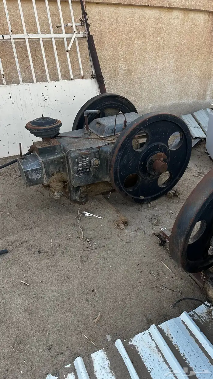 طاحون مكينة ماء 0