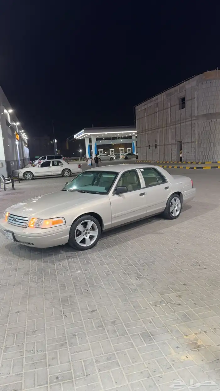 فورد فكتوريا 2009 2