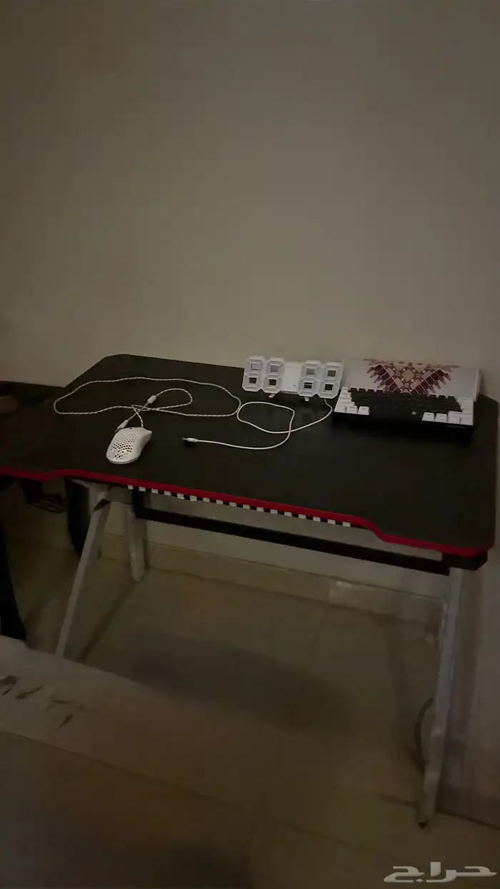 طاولة قيمنق 0