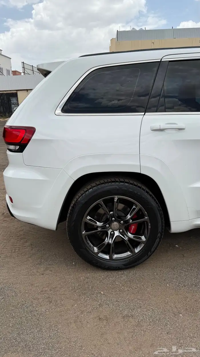 قراند شروكي SRT 2014 7