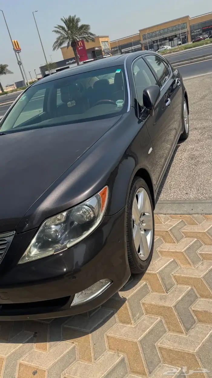 للبيع لكزس 2008 460 ls 11