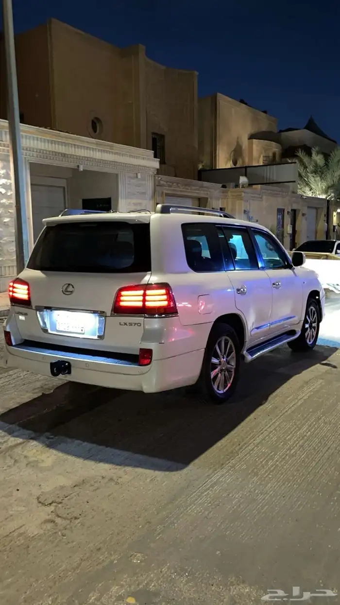 لكزس 2011 فل كامل 9