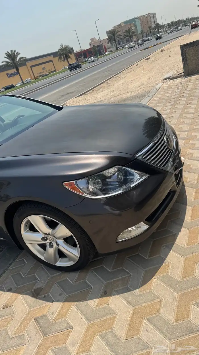 للبيع لكزس 2008 460 ls 1
