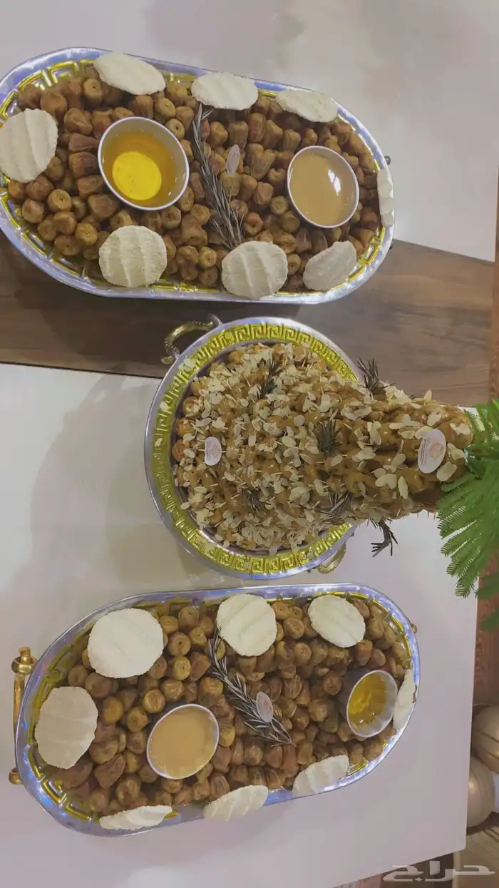 صواني تمر سكري مضيروسمن بري غنم وايضا  تمر محشي شغلي بكل ذمة 4
