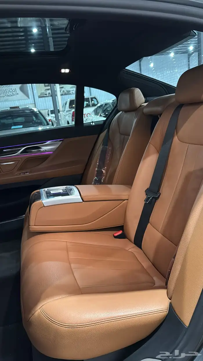 بي ام li 740 2019 عداد 78 الف . 11