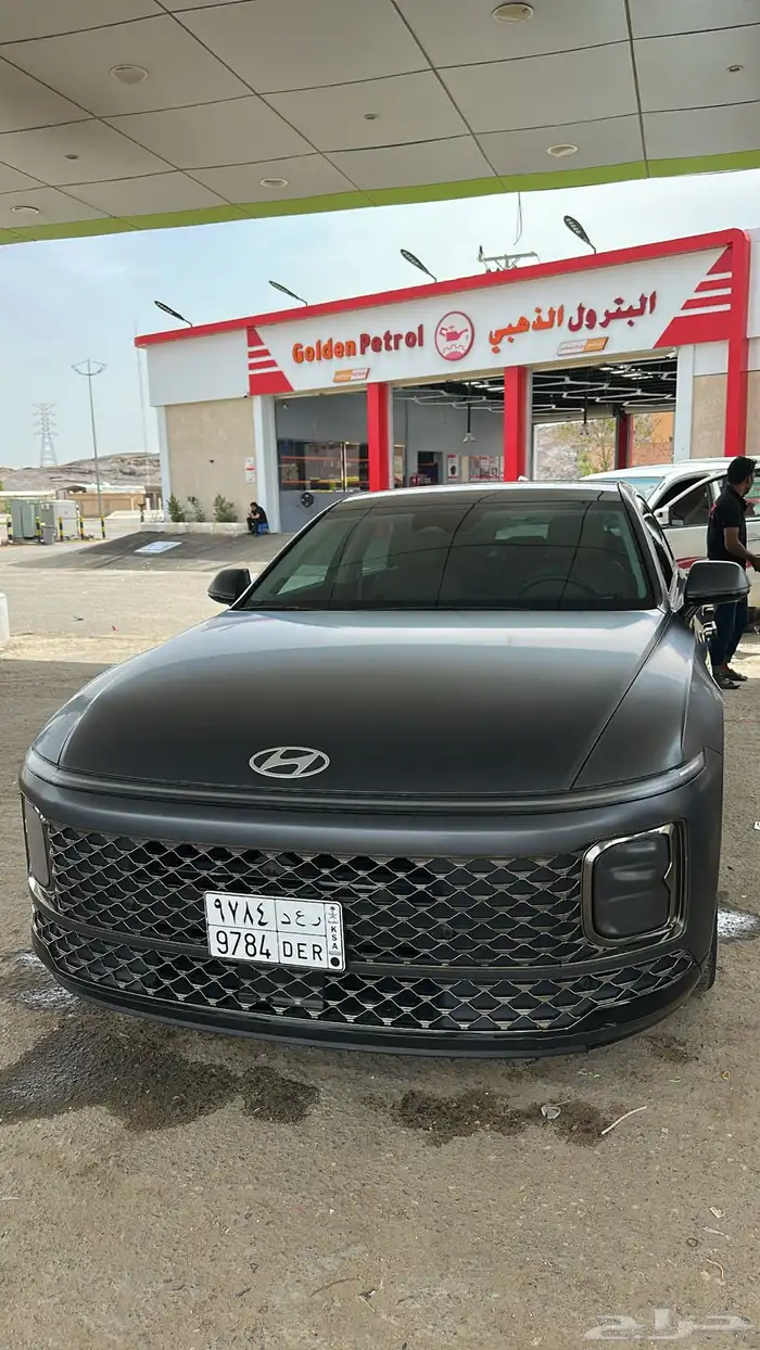 هيونداي ازيرا 2024 للتقبيل 7