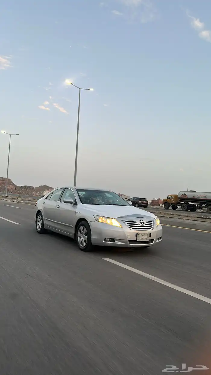 كامري للبيع اقبل البدل 0