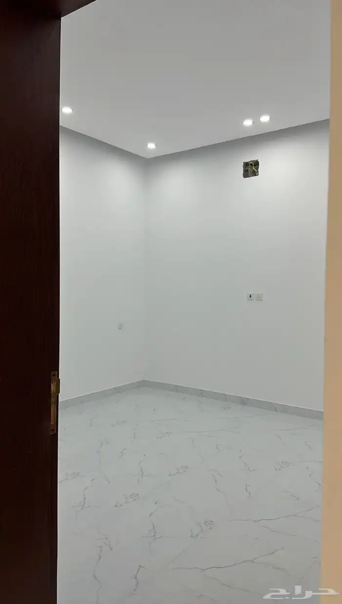 شقق عزاب للايجار 4