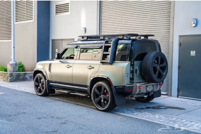 لاند روفر ديفندر Land Rover Defender 110 X P400 موديل 2023 3
