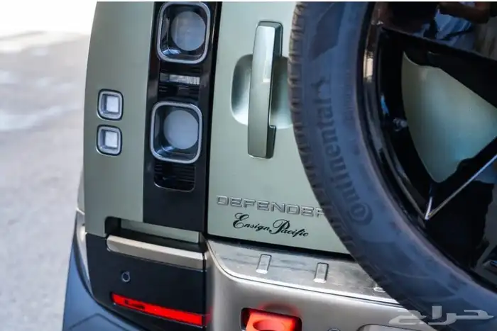 لاند روفر ديفندر Land Rover Defender 110 X P400 موديل 2023 7