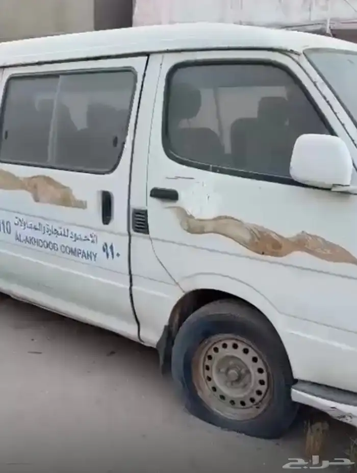 باص شغال للبيع ع الشرط يبغى شغل خفيف كفرات وبعض الصيانه ال 0