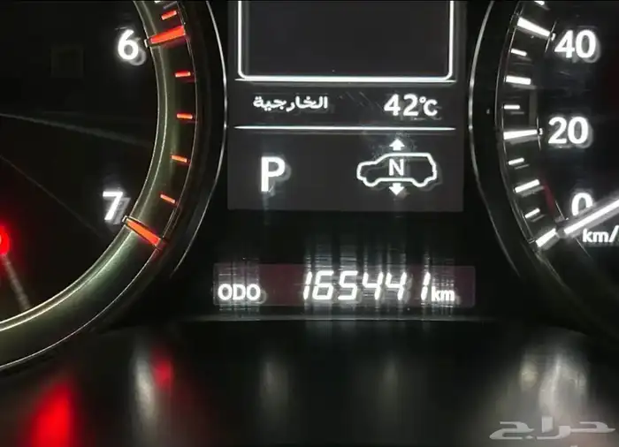 لكزس LX570 موديل 2018 فل كامل نضيف جدا 9
