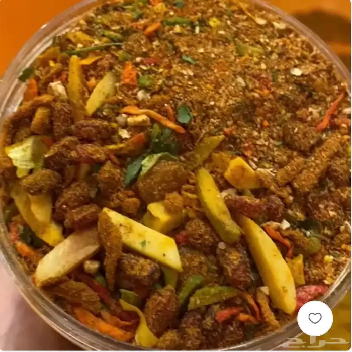 كشنة الرز بالمكسرات والبصل الملون 1