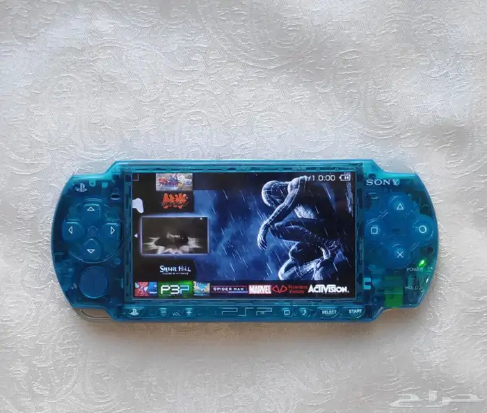 سوني PSP2000 مهكر مع بطارية وشاحن. ( من البحرين ونشحن 2