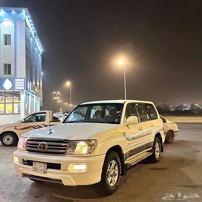 للبيع لاندكروزر 2006 GX.R نظيف 3