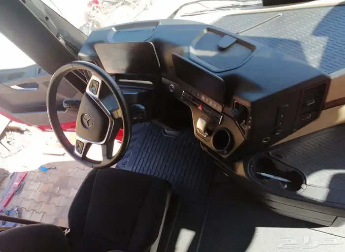 راس تريلا مرسيدس Actros MP5 1845 موديل 2022 مستعملة 5