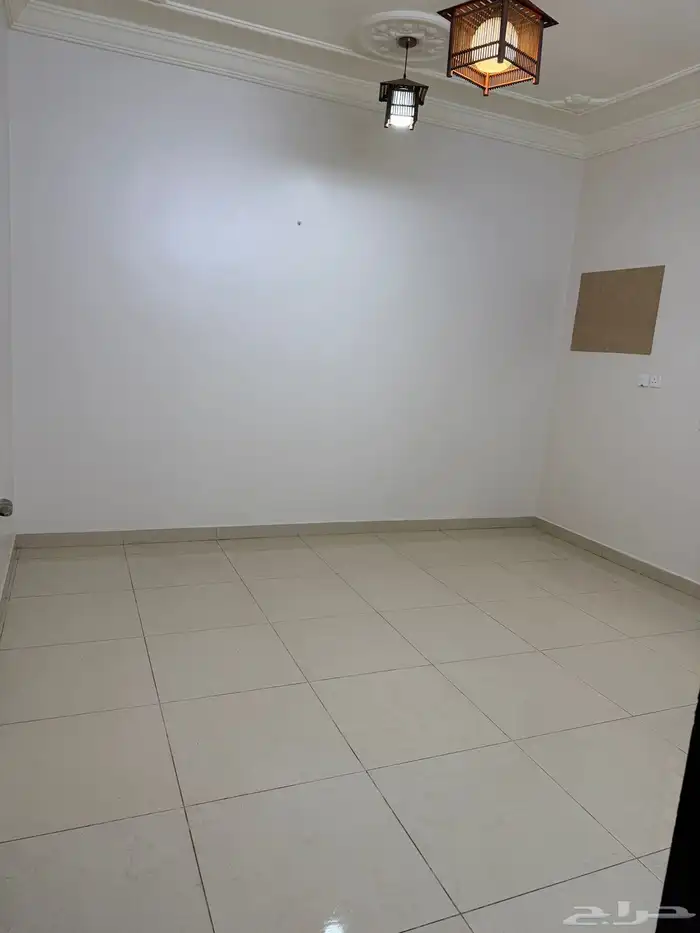 شقه للإيجار بحي السنابل 6