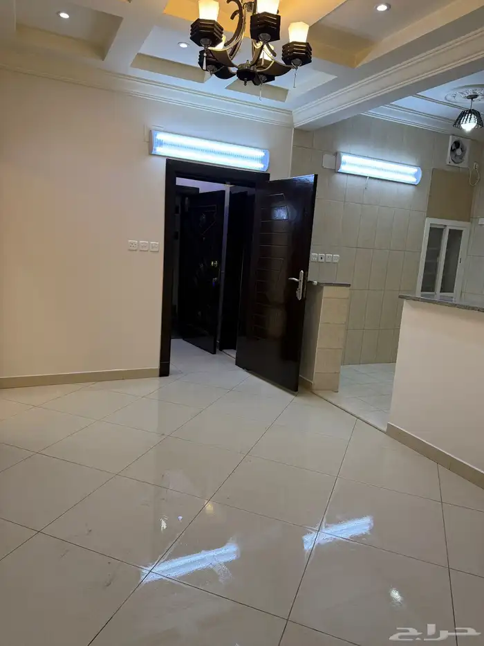 شقه للإيجار بحي السنابل 3