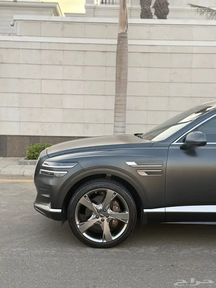 جنسس GV-80 2024 رويال اعلى فئة - شبه جديد 2