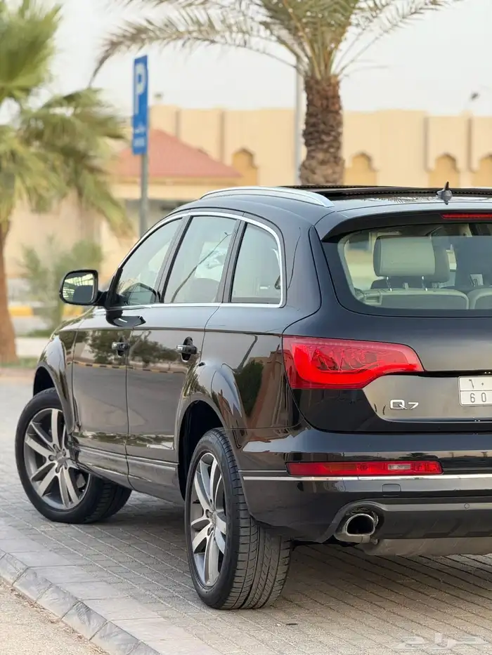 جيب اودي Q7 فل كامل 2014 سعودي 6 سلندر 16