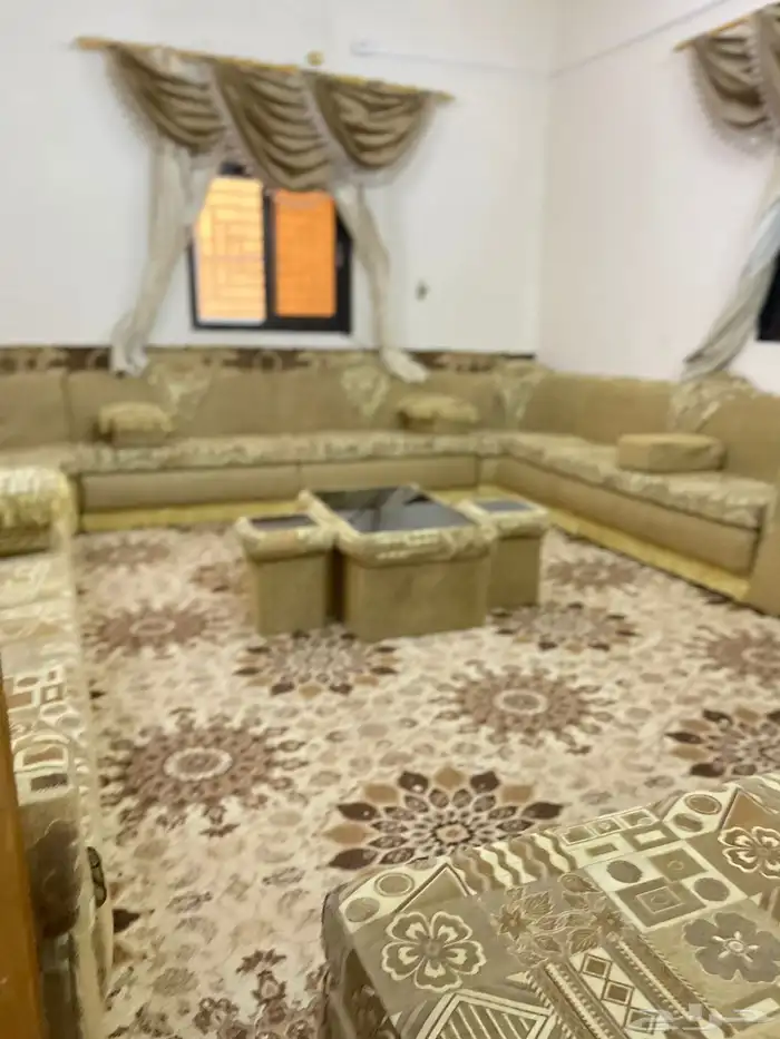 كنب للبيع ع السوم كامل 3