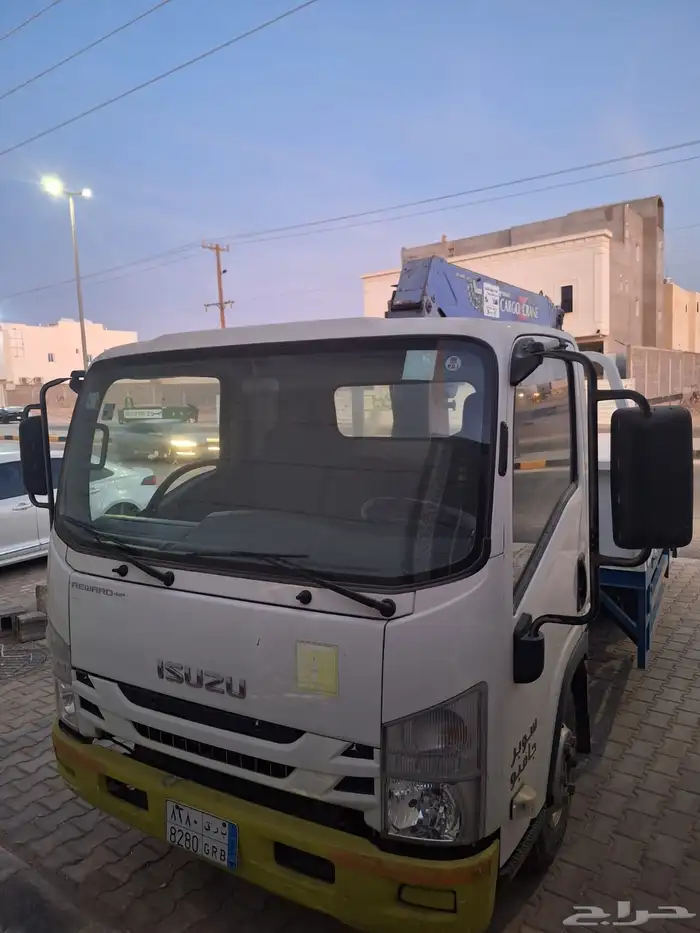 دينا ايسوزو 2020 مع ونش للبيع 3