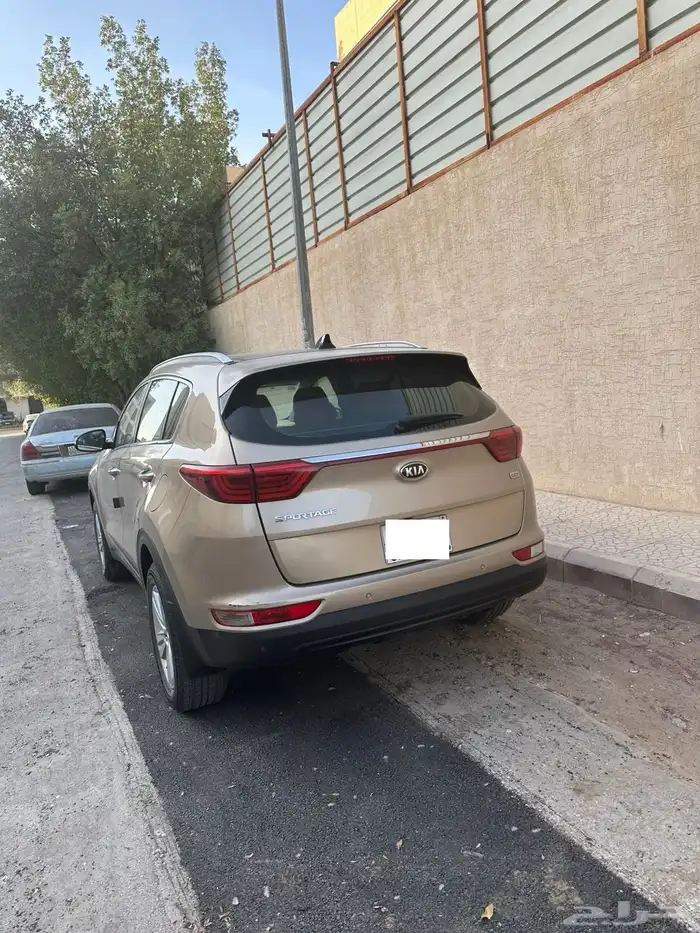 سبورتاج 1600cc بانوراما وكاله بالكامل ممشي قليل 100 الف 4