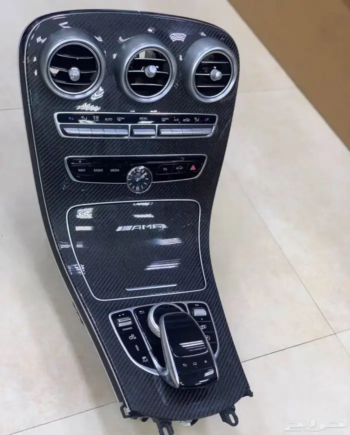 نوفر قطع غيار السيارات والدراجات الناريه مرسيدس و BMW 12