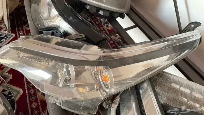 قطع غيار جديد مستعمل للبيع بالجمله 32