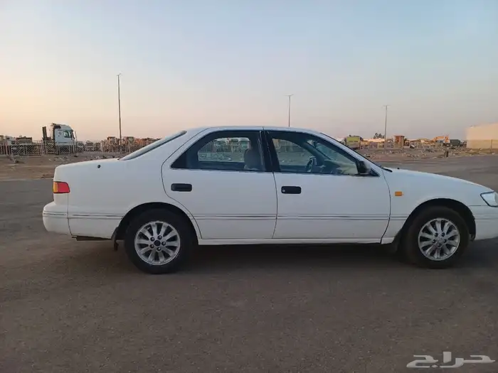 تويوتا كامري 2001 للبيع 2