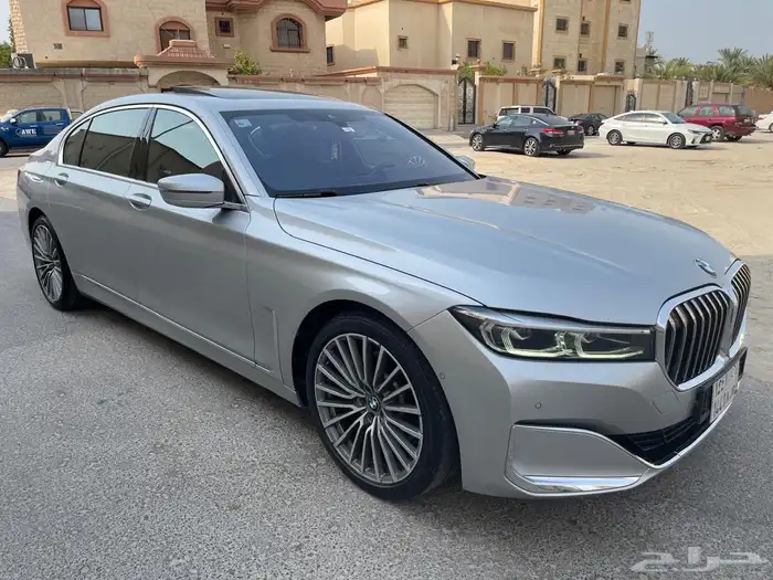 للبيع بي ام 2020 5