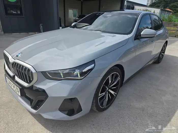 بي ام دبليو 530i M KIT 2024 2