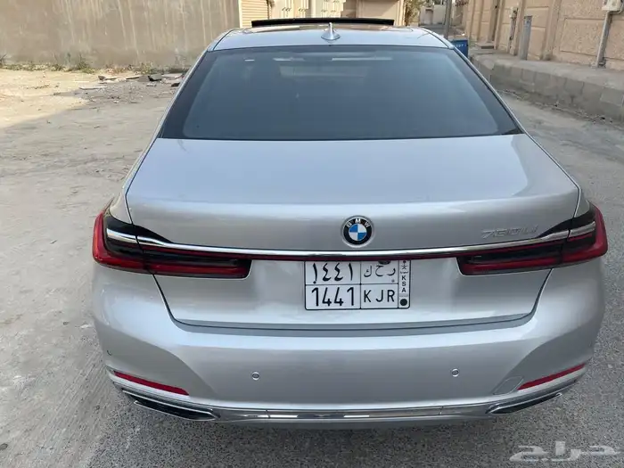 للبيع بي ام 2020 3