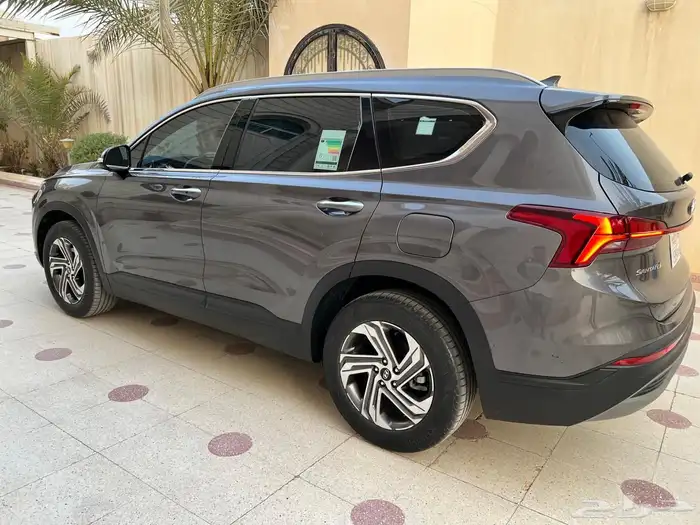 للبيع هيونداي سانتافي موديل 2023 1