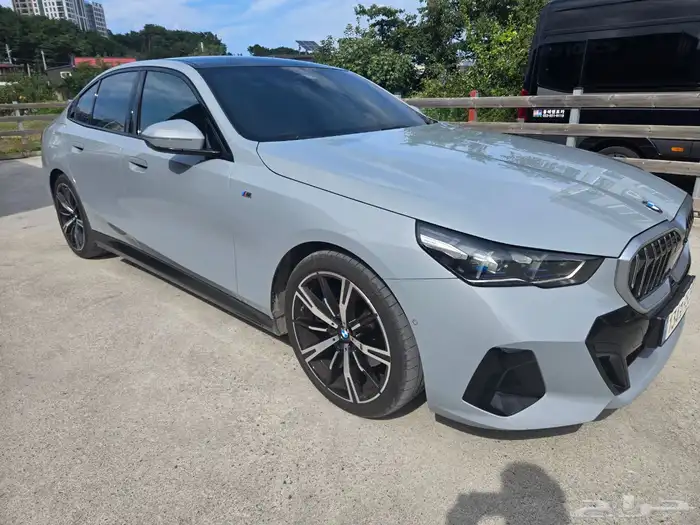 بي ام دبليو 530i M KIT 2024 4