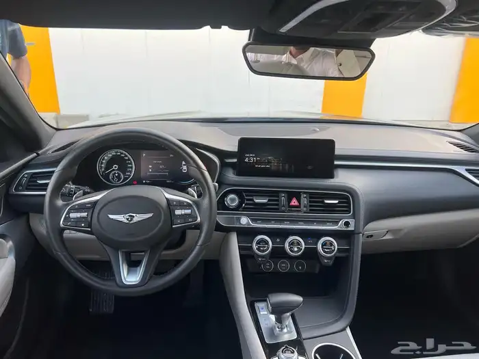جنسس 2023 سعودي G70 برستيج شبه اصفار عرض خاص 4