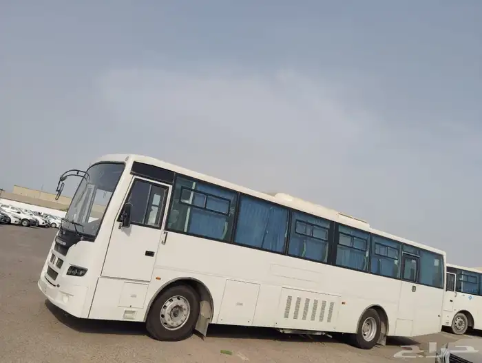للايجار باص اشوك ليلاند مكيف 64 مقاعد تبع مواصفات أرامكو 2