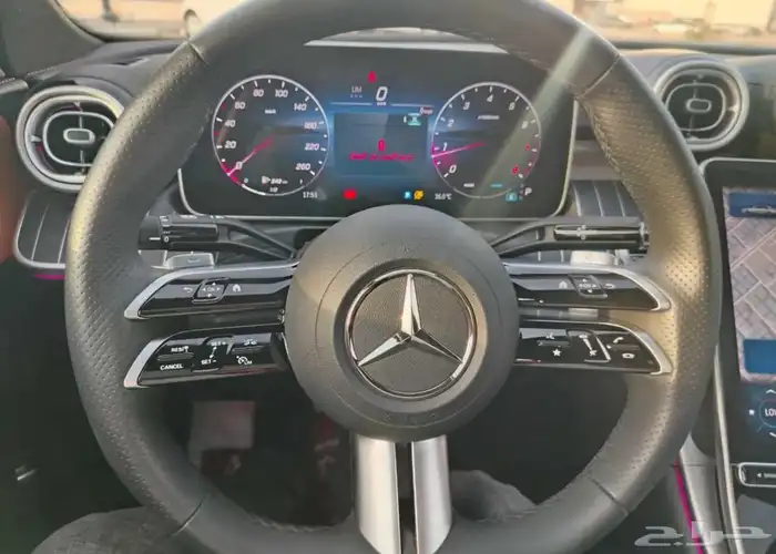 مرسيدس 2025 c200 فل كامل AMG جديده 40